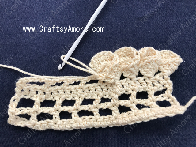Crochet Fold Petal Edging Free Pattern & Tutorial