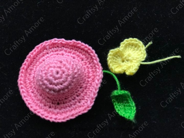 Crochet Mini Flower Hat Free Pattern