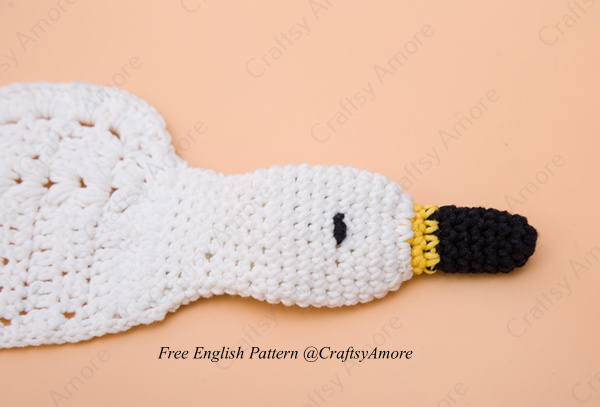 Puffy Cluster Swan Scarf Free Crochet Pattern